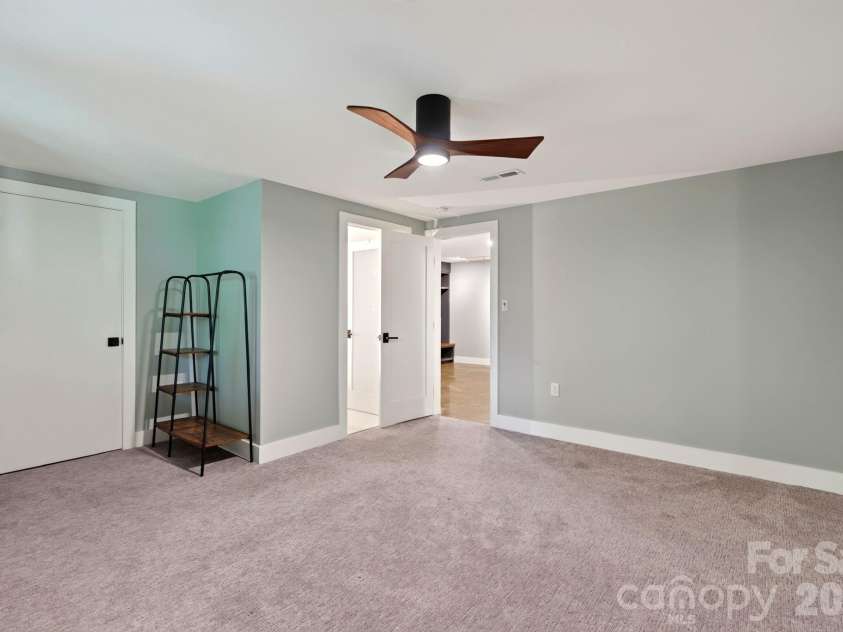 12 Beech Tree Lane, Asheville, NC 28804.  MLS# CAR4406184, YatesRealty ID 42943. 