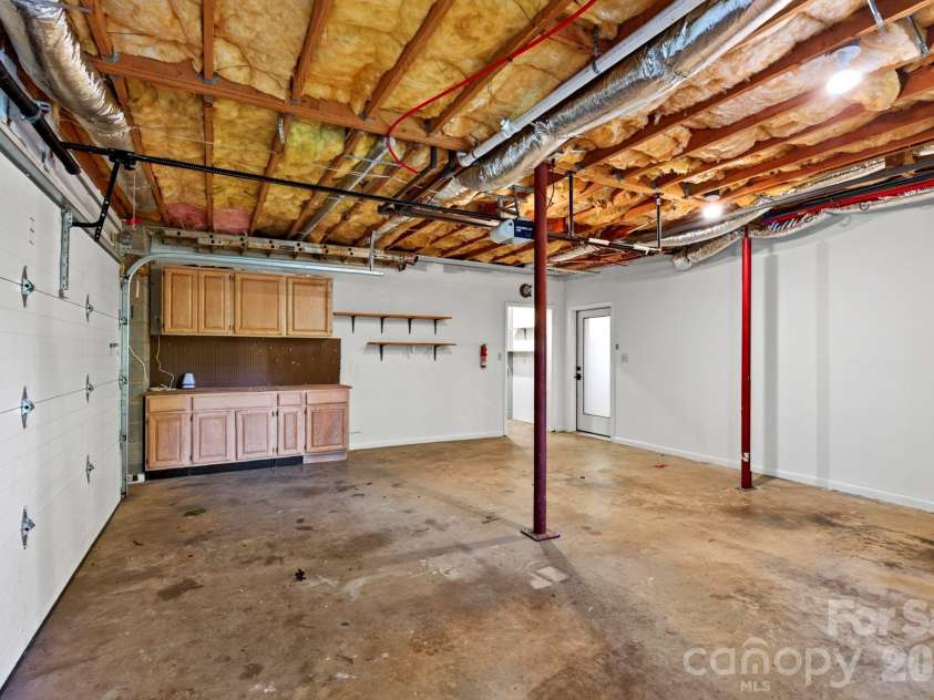 12 Beech Tree Lane, Asheville, NC 28804.  MLS# CAR4406184, YatesRealty ID 42943. Double garage