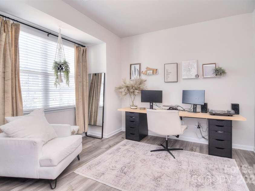 124 Doncaster Drive, Mooresville, NC 28115.  MLS# CAR4220444, YatesRealty ID 4295. 