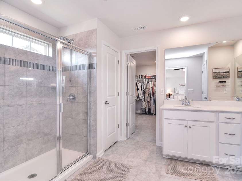 124 Doncaster Drive, Mooresville, NC 28115.  MLS# CAR4220444, YatesRealty ID 4295. 