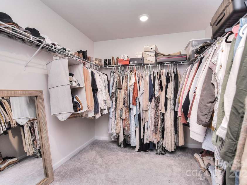 124 Doncaster Drive, Mooresville, NC 28115.  MLS# CAR4220444, YatesRealty ID 4295. 