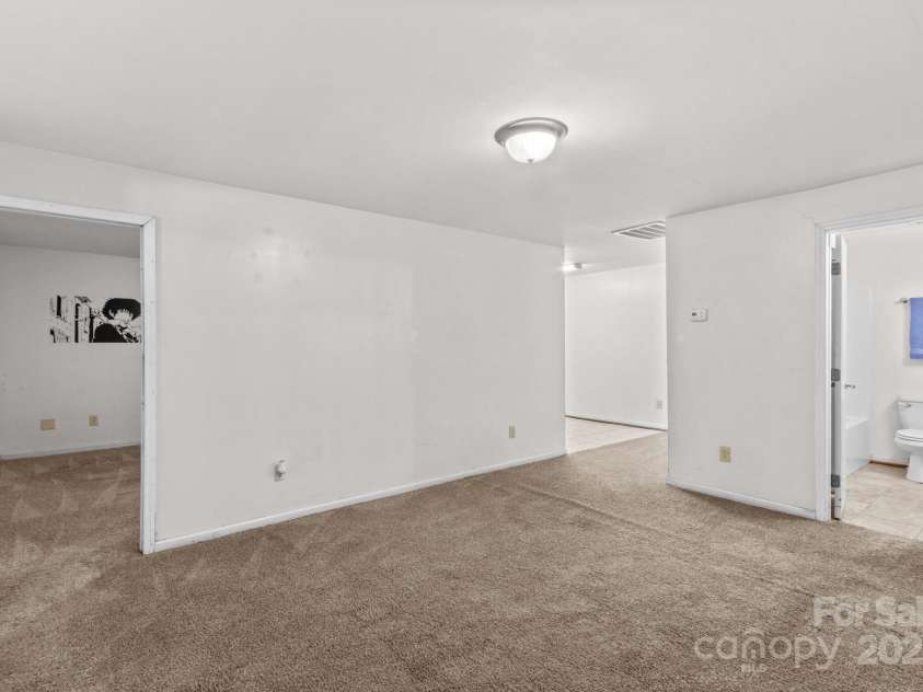 991 Fairway Drive, Kannapolis, NC 28081.  MLS# CAR4301206, YatesRealty ID 4295. 