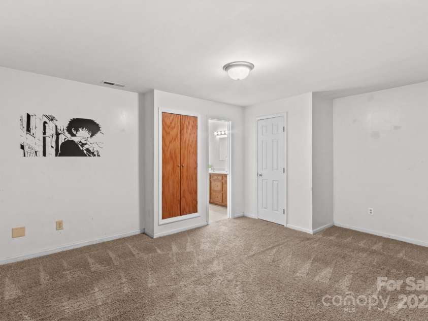 991 Fairway Drive, Kannapolis, NC 28081.  MLS# CAR4301206, YatesRealty ID 4295. 