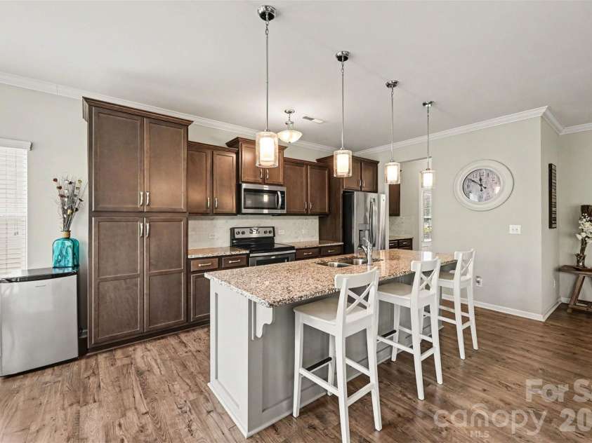 2316 Celandine Way, Tega Cay, SC 29708.  MLS# CAR4408593, YatesRealty ID 42952. 