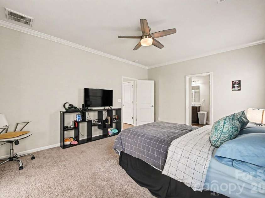 2316 Celandine Way, Tega Cay, SC 29708.  MLS# CAR4408593, YatesRealty ID 42952. 