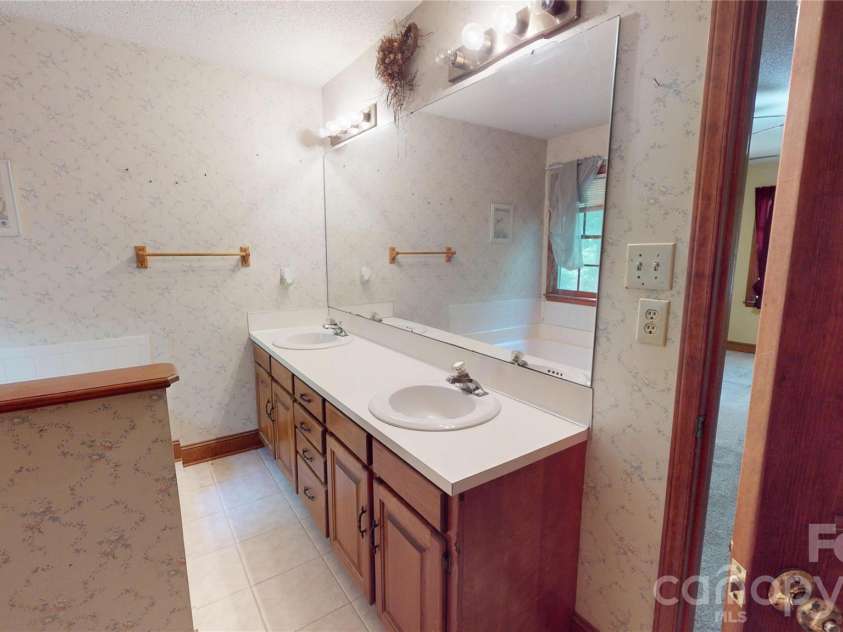 2129 Redwood Drive, Indian Trail, NC 28079.  MLS# CAR4409711, YatesRealty ID 42953. 