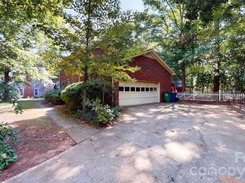 2129 Redwood Drive, Indian Trail, NC 28079.  MLS# CAR4409711, YatesRealty ID 42953. 