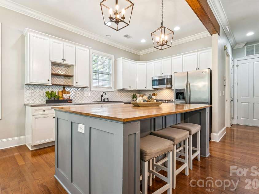 1636 Abercorn Street, Concord, NC 28027.  MLS# CAR4407182, YatesRealty ID 42955. 