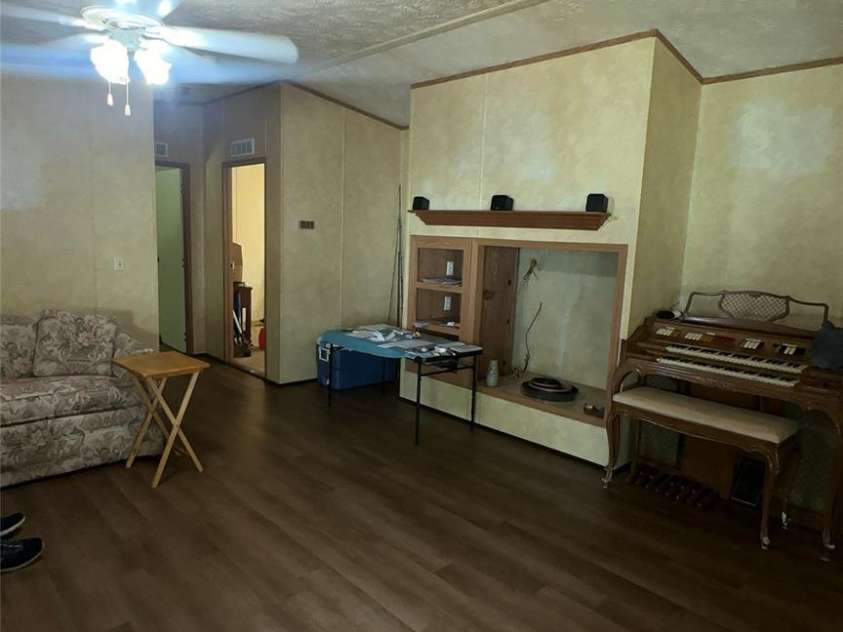 294 Lester Lane, Hendersonville, NC 28739.  MLS# CAR4399689, YatesRealty ID 42956. 