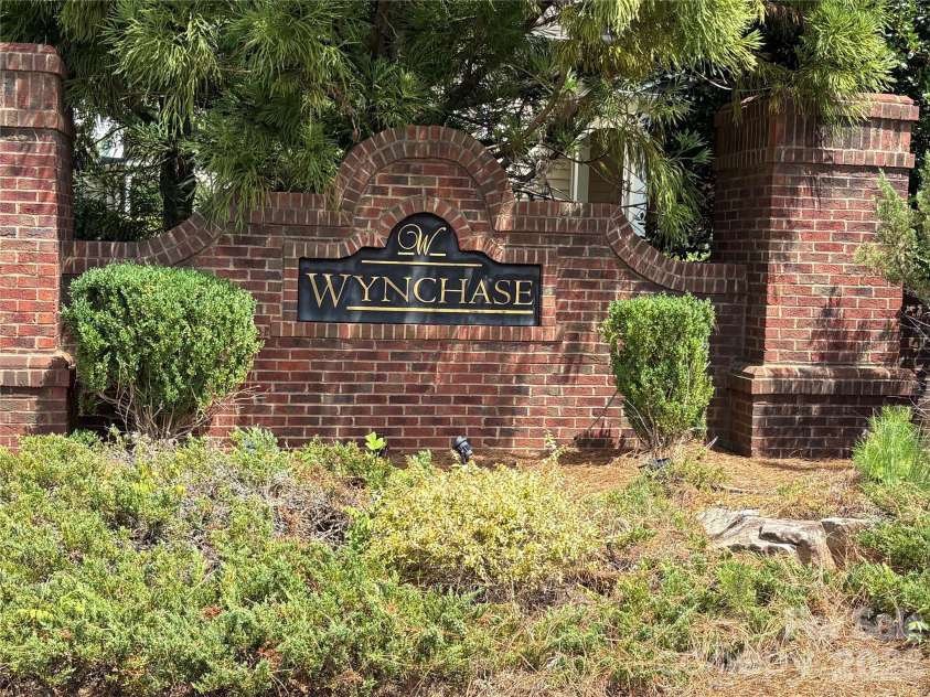 2505 Mullis Lane, Matthews, NC 28105.  MLS# CAR4405649, YatesRealty ID 42957. 