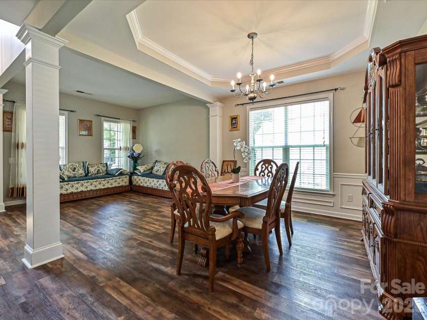 2505 Mullis Lane, Matthews, NC 28105.  MLS# CAR4405649, YatesRealty ID 42957. 
