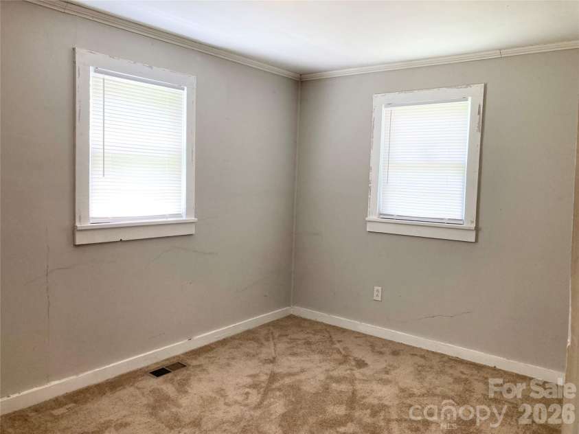 726 Grace Street, Salisbury, NC 28144.  MLS# CAR4408000, YatesRealty ID 42958. 