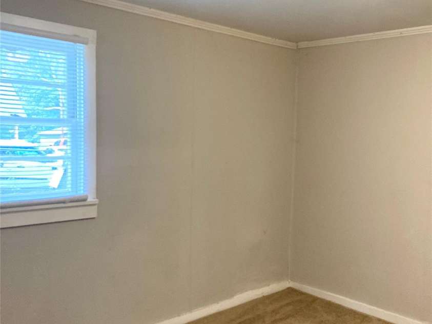 726 Grace Street, Salisbury, NC 28144.  MLS# CAR4408000, YatesRealty ID 42958. 