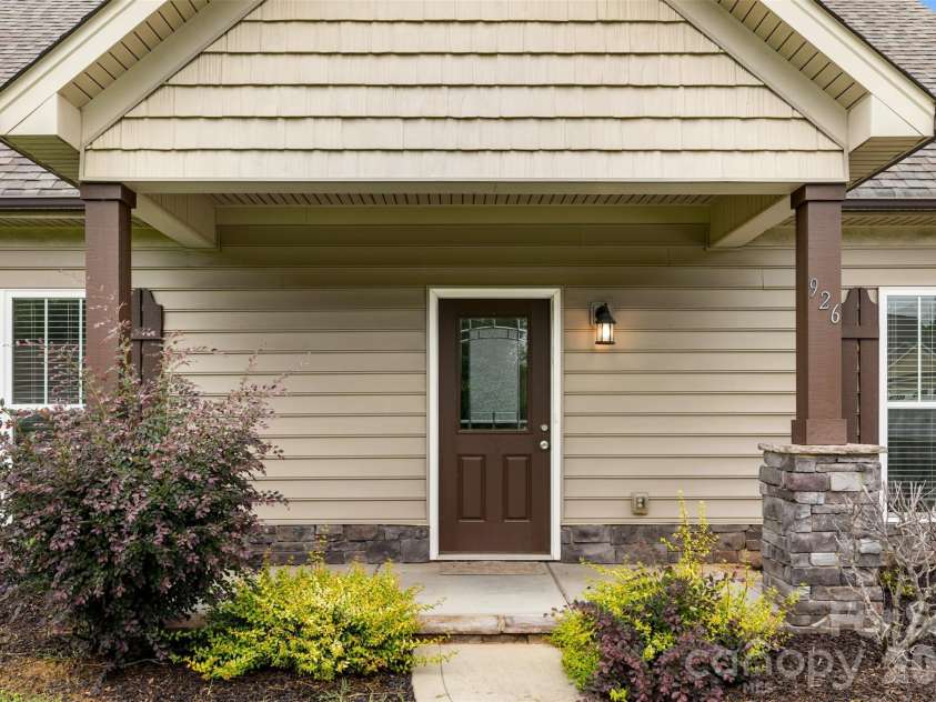 926 Hathcock Glen Drive, Oakboro, NC 28129.  MLS# CAR4411445, YatesRealty ID 42959. 
