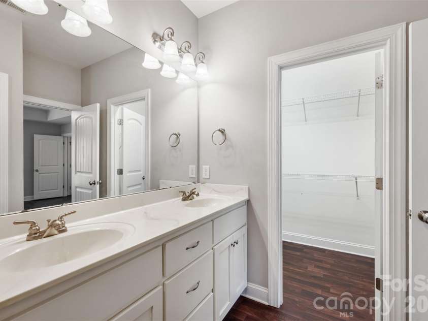 926 Hathcock Glen Drive, Oakboro, NC 28129.  MLS# CAR4411445, YatesRealty ID 42959. 