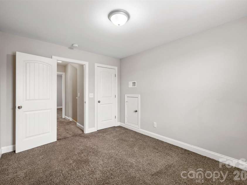 926 Hathcock Glen Drive, Oakboro, NC 28129.  MLS# CAR4411445, YatesRealty ID 42959. 