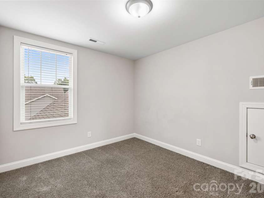 926 Hathcock Glen Drive, Oakboro, NC 28129.  MLS# CAR4411445, YatesRealty ID 42959. 