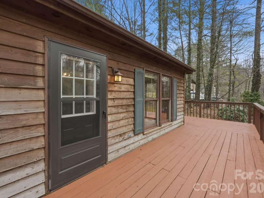 205 Mint Way, Flat Rock, NC 28731.  MLS# CAR4351896, YatesRealty ID 4296. 