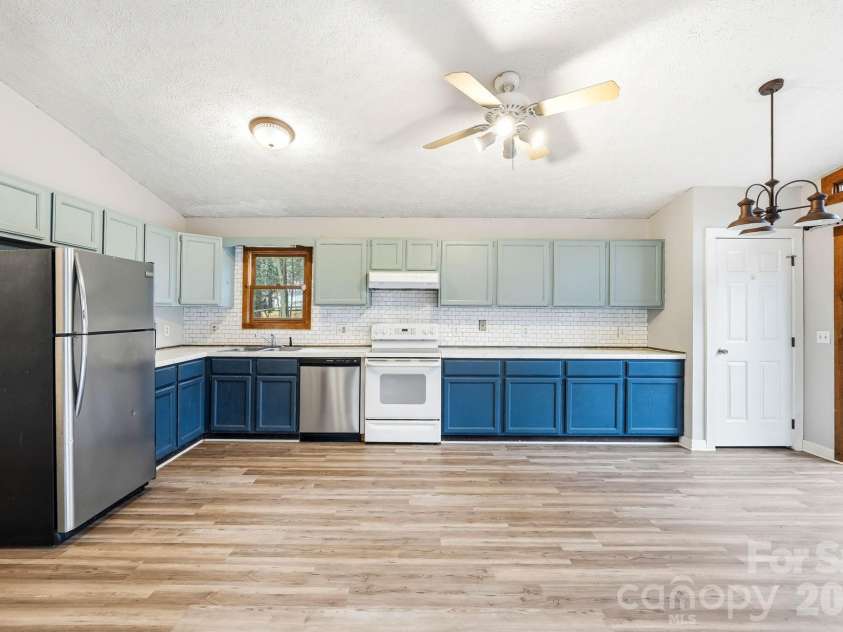 205 Mint Way, Flat Rock, NC 28731.  MLS# CAR4351896, YatesRealty ID 4296. 