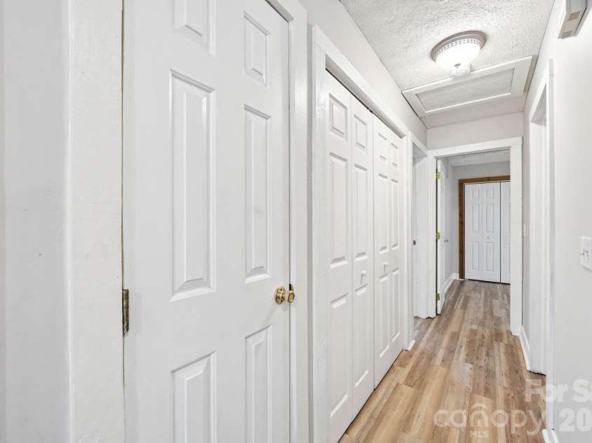 205 Mint Way, Flat Rock, NC 28731.  MLS# CAR4351896, YatesRealty ID 4296. 