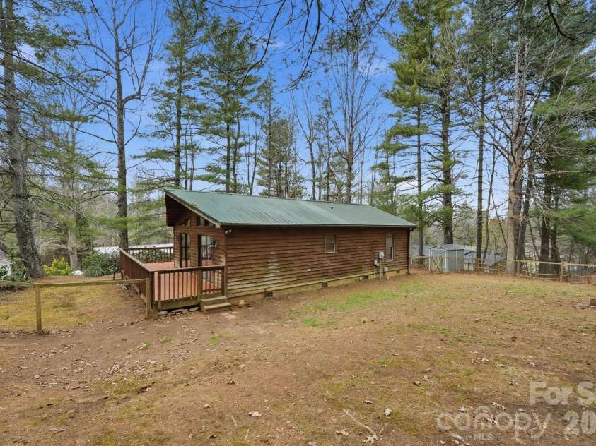 205 Mint Way, Flat Rock, NC 28731.  MLS# CAR4351896, YatesRealty ID 4296. 
