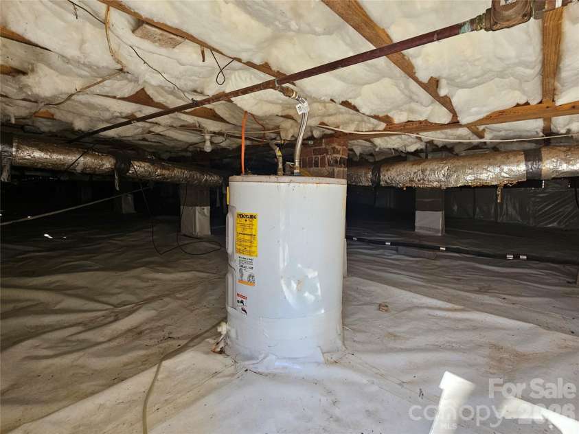 506 Settlement Drive, Midland, NC 28107.  MLS# CAR4335976, YatesRealty ID 4296. 