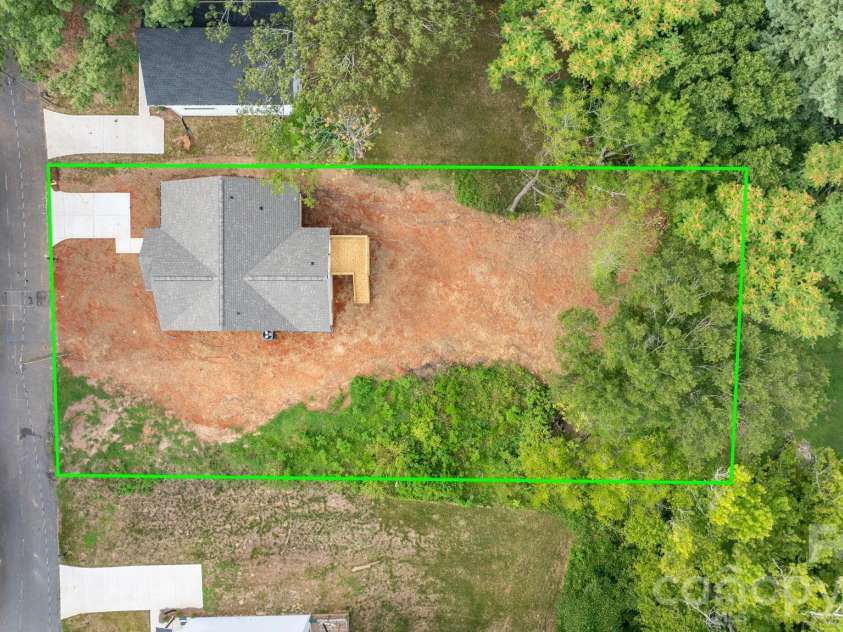 209 Knott Street, Shelby, NC 28150.  MLS# CAR4409362, YatesRealty ID 42960. 
