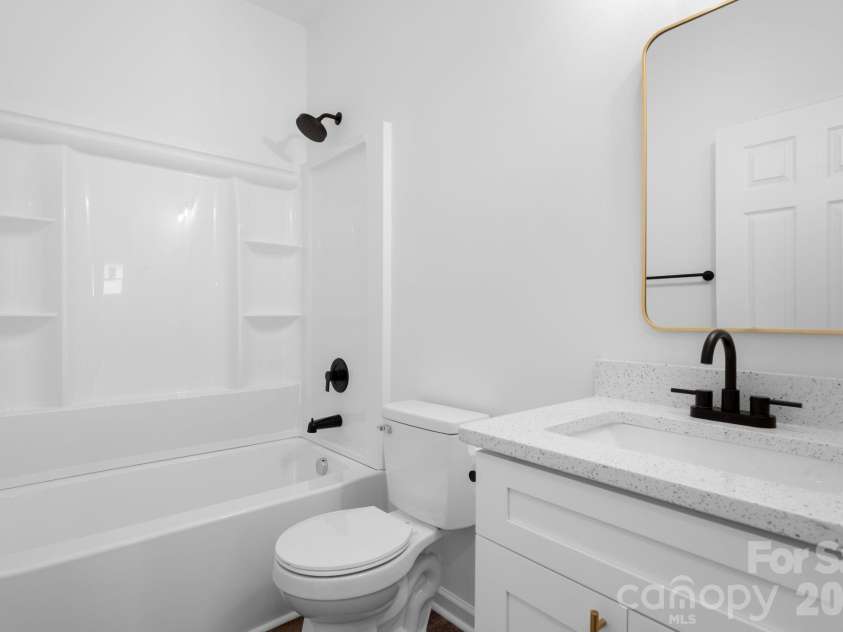 209 Knott Street, Shelby, NC 28150.  MLS# CAR4409362, YatesRealty ID 42960. Shared restroom