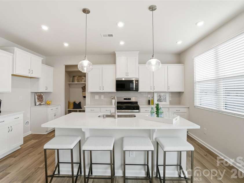 1326 Honey Trail, Monroe, NC 28112.  MLS# CAR4410737, YatesRealty ID 42961. Kitchen