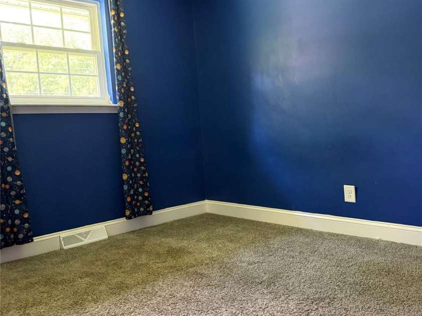 911 Eldorado Avenue, Charlotte, NC 28262.  MLS# CAR4412351, YatesRealty ID 42964. 