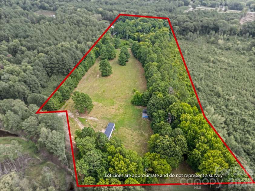 853 Nancys Place, Chester, SC 29706.  MLS# CAR4404737, YatesRealty ID 42966. Lot lines are approximate
