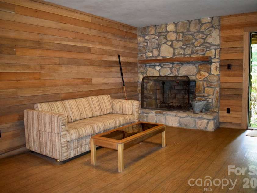 173 Mountain Haven Lane, Zirconia, NC 28790.  MLS# CAR4411739, YatesRealty ID 42968. 