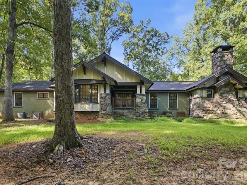 9601 Belt Road, Midland, NC 28107.  MLS# CAR4412563, YatesRealty ID 42969. Front entry