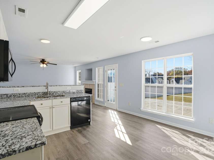 1505 Bellridge Road, Rock Hill, SC 29732.  MLS# CAR4322833, YatesRealty ID 4297. 