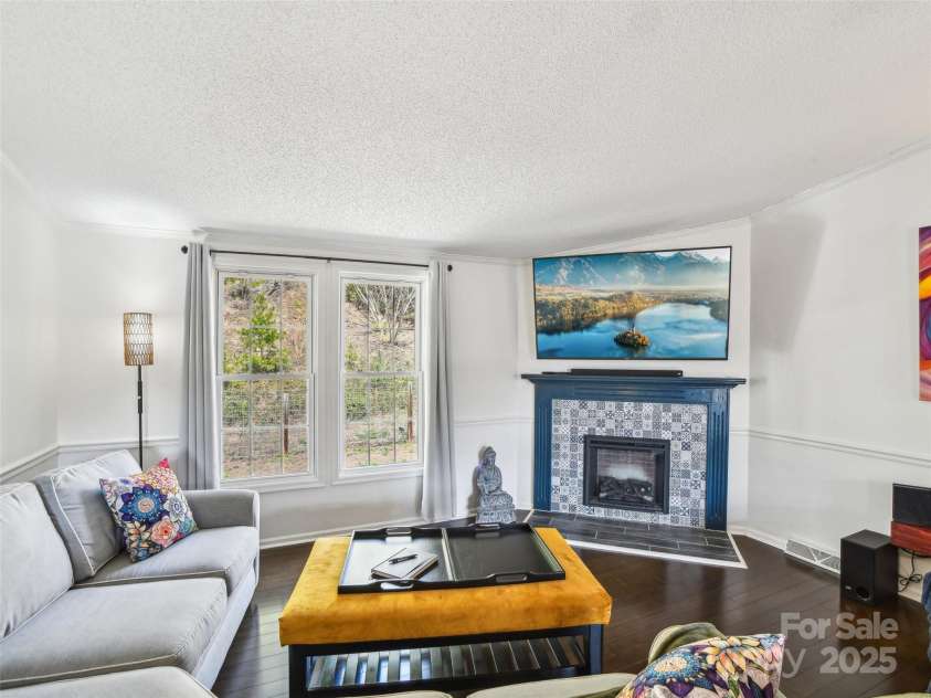 52 Westwind Drive, Canton, NC 28716.  MLS# CAR4238997, YatesRealty ID 4297. 