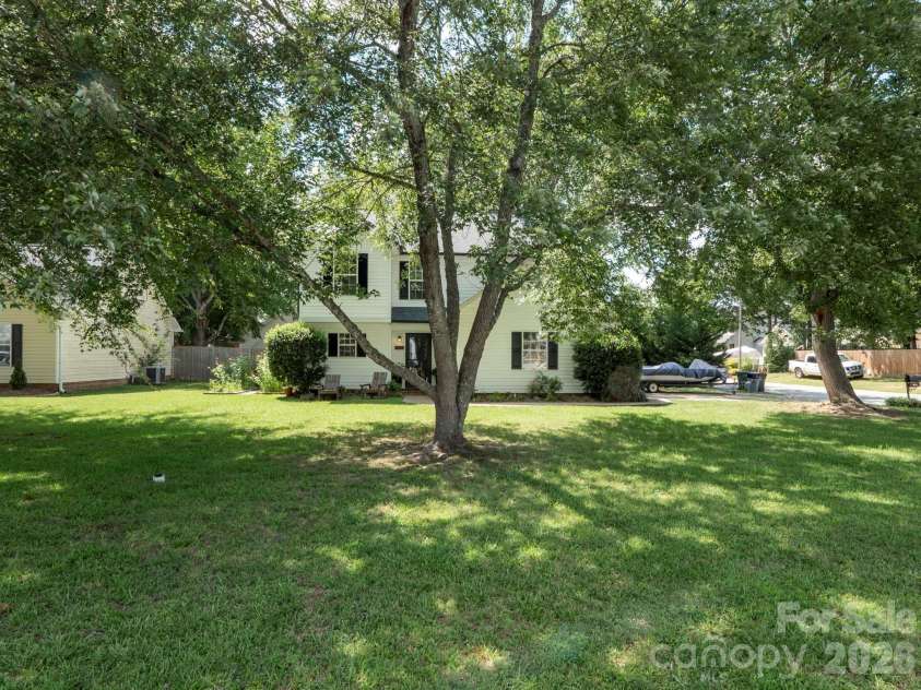 3015 Queensdale Drive, Monroe, NC 28110.  MLS# CAR4411863, YatesRealty ID 42971. 