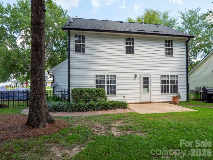 3015 Queensdale Drive, Monroe, NC 28110.  MLS# CAR4411863, YatesRealty ID 42971. 