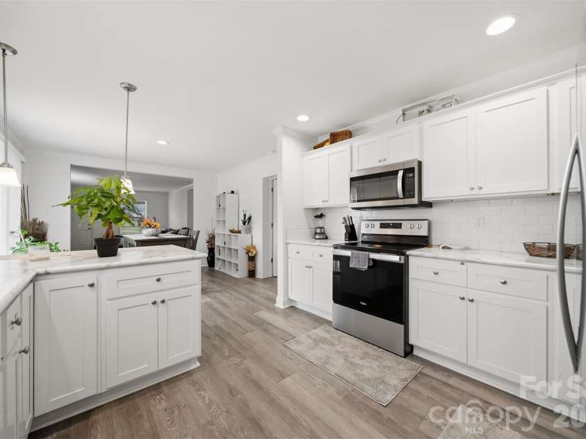 503 Hopewell Road, Morganton, NC 28655.  MLS# CAR4409861, YatesRealty ID 42972. 