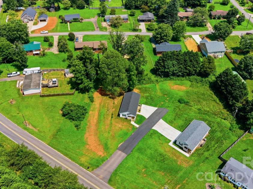 503 Hopewell Road, Morganton, NC 28655.  MLS# CAR4409861, YatesRealty ID 42972. 