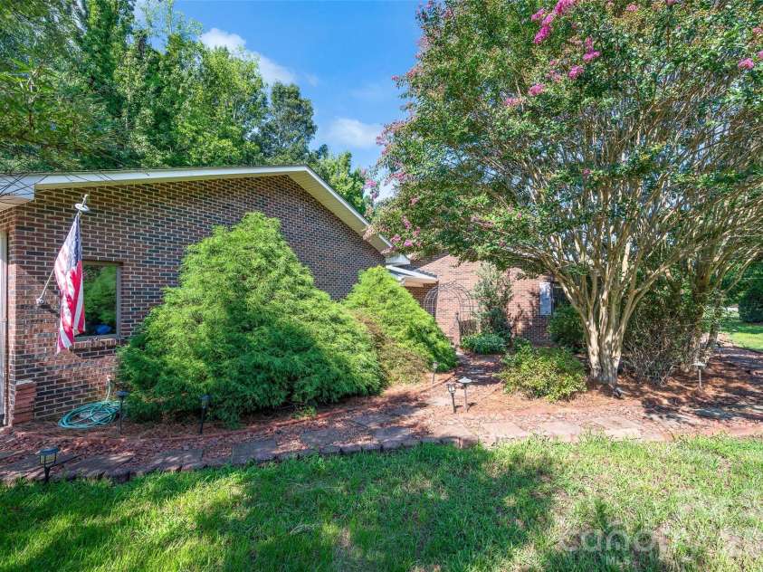 3959 Holly Springs Drive, Newton, NC 28658.  MLS# CAR4410579, YatesRealty ID 42973. 
