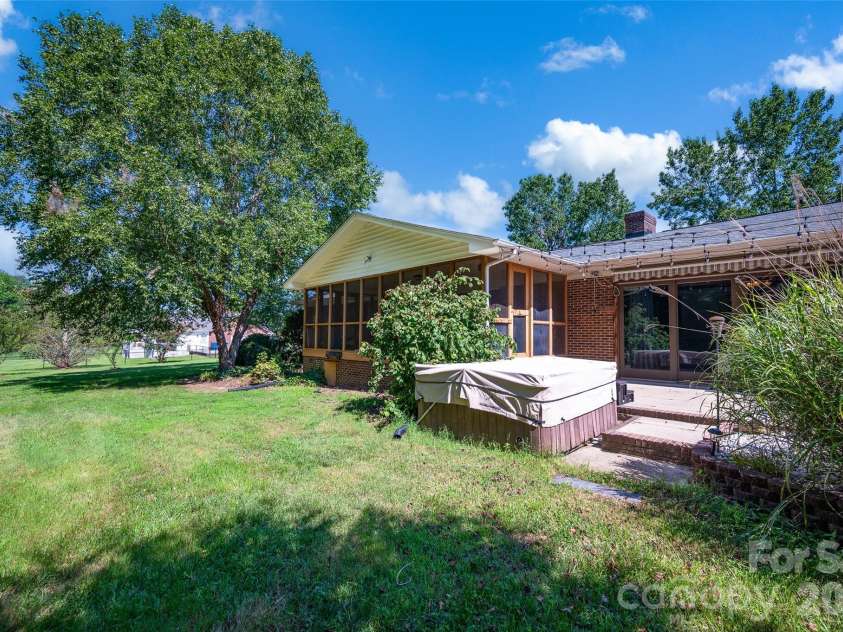 3959 Holly Springs Drive, Newton, NC 28658.  MLS# CAR4410579, YatesRealty ID 42973. 