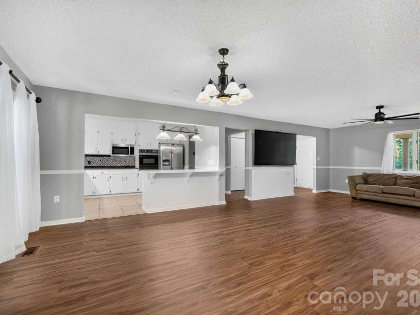 3959 Holly Springs Drive, Newton, NC 28658.  MLS# CAR4410579, YatesRealty ID 42973. 