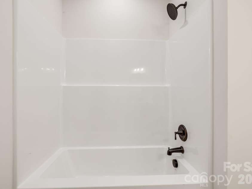 118 Dog Star Lane, Alexander, NC 28701.  MLS# CAR4411929, YatesRealty ID 42974. 