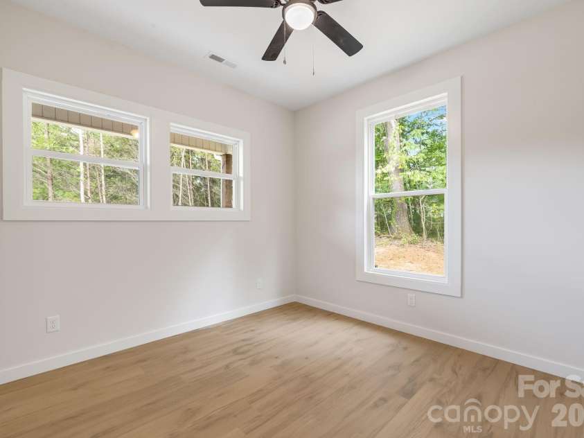 118 Dog Star Lane, Alexander, NC 28701.  MLS# CAR4411929, YatesRealty ID 42974. 
