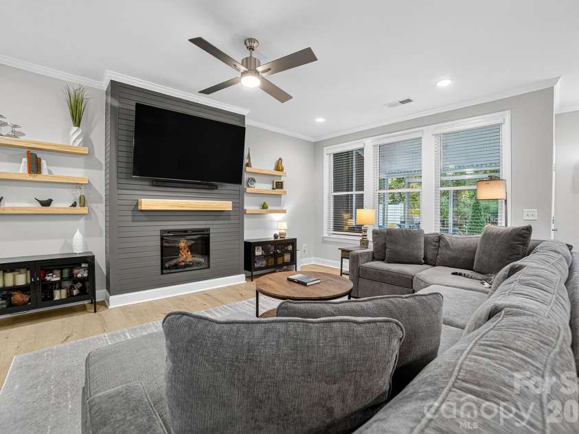 10432 Audubon Ridge Drive, Cornelius, NC 28031.  MLS# CAR4403947, YatesRealty ID 42976. 