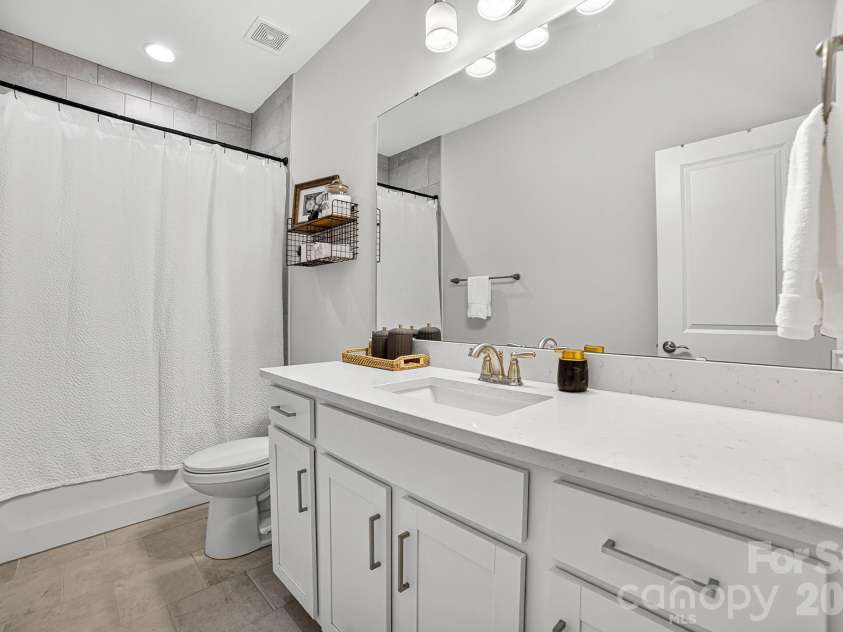 10432 Audubon Ridge Drive, Cornelius, NC 28031.  MLS# CAR4403947, YatesRealty ID 42976. 