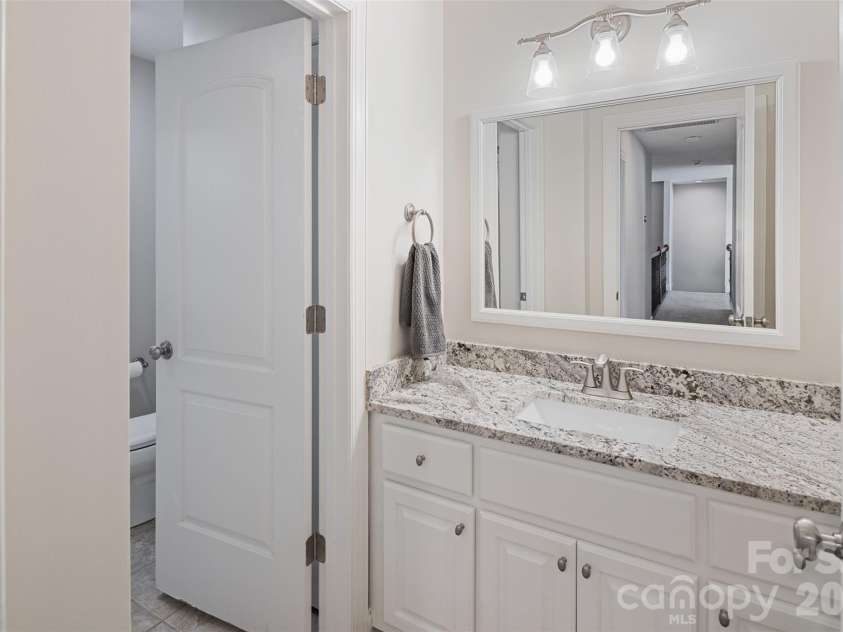 1746 30th Avenue Drive, Hickory, NC 28601.  MLS# CAR4408655, YatesRealty ID 42977. 