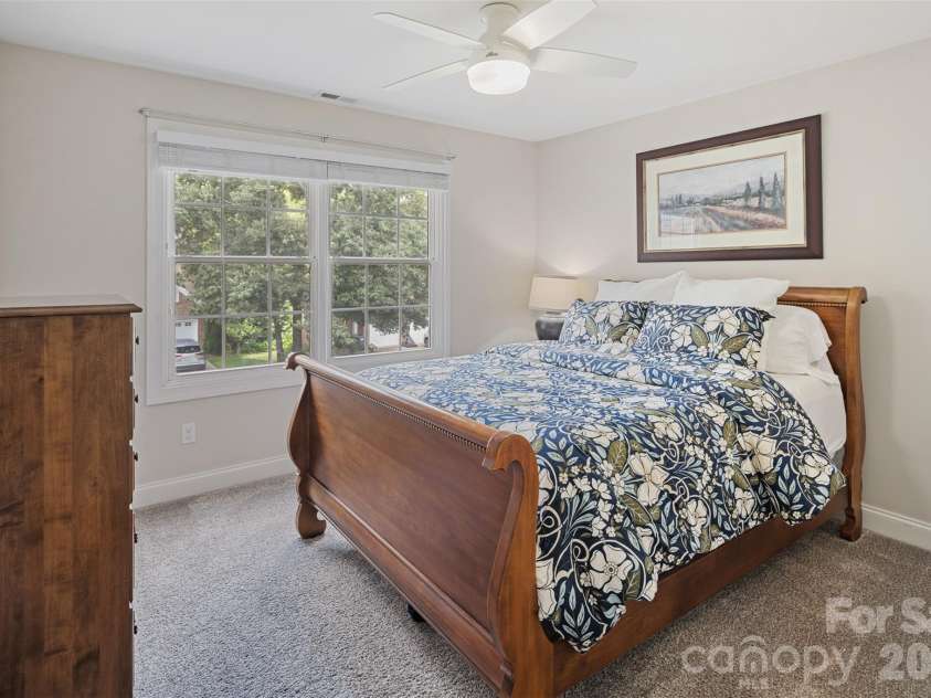 1746 30th Avenue Drive, Hickory, NC 28601.  MLS# CAR4408655, YatesRealty ID 42977. 