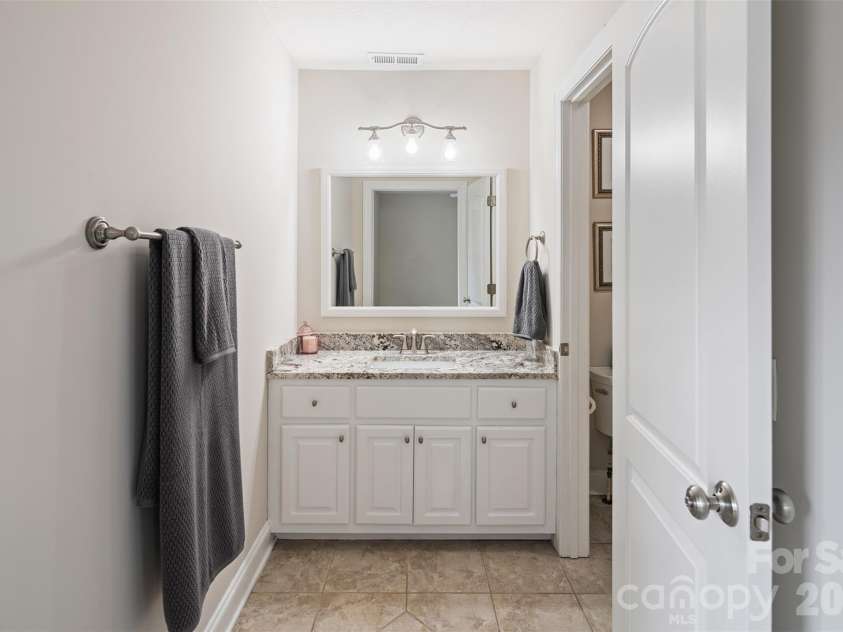 1746 30th Avenue Drive, Hickory, NC 28601.  MLS# CAR4408655, YatesRealty ID 42977. 