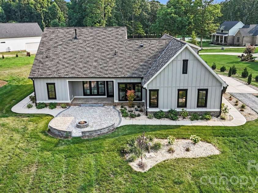 1012 Marthas Meadow Lane, Monroe, NC 28112.  MLS# CAR4404844, YatesRealty ID 42979. 